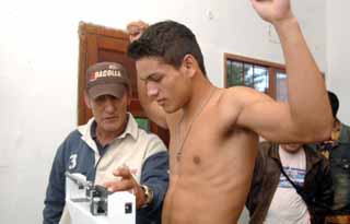 Con todo. Los combates de desarrollarán en el playón de la Escuela 809.