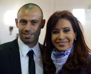CRIS CON MASCHE