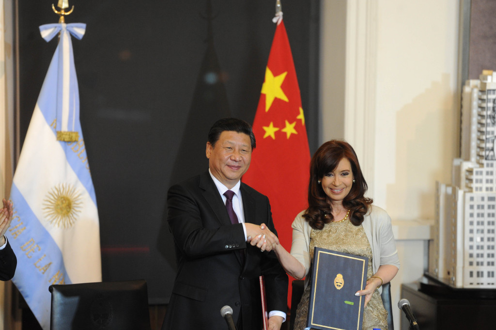 a presidenta Cristina Fernández de Kirchner firmó hoy un acuerdo con par de China, Xi Jinping