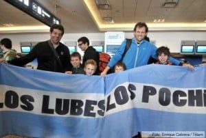 hinchas que volaron