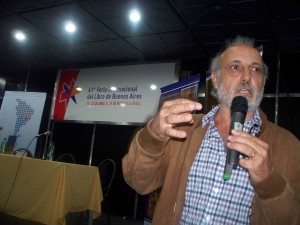 Luis Jacobo en la Feria internacional del Libro