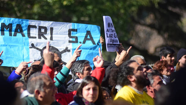 Protesta-Macri-Rosario-Jose-Garcia_CLAIMA20160620_0153_28