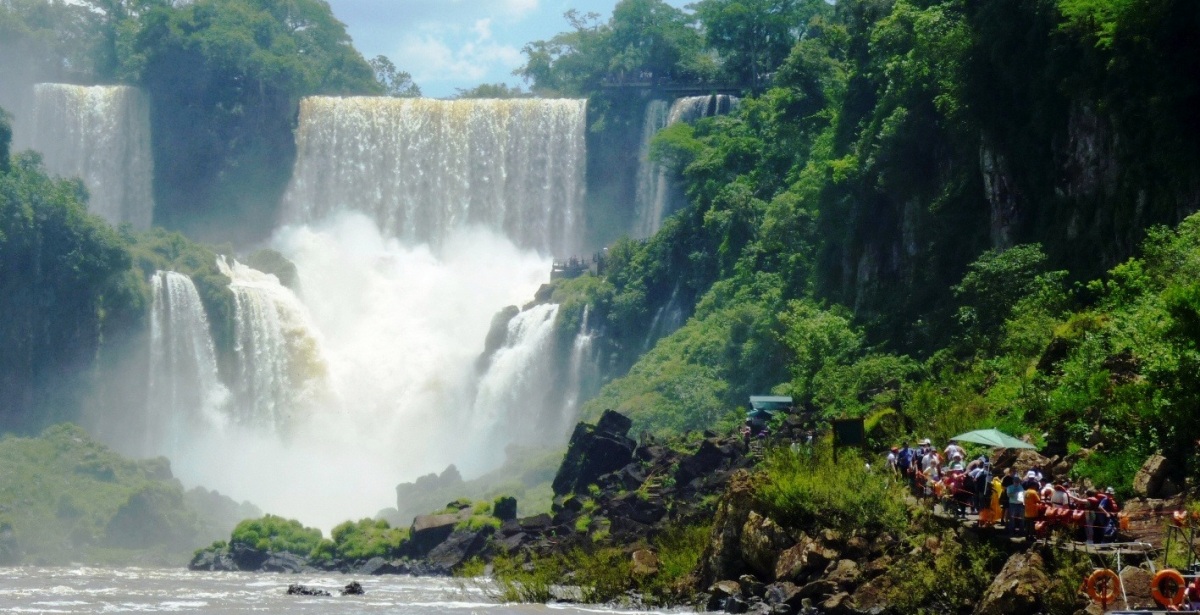 Cataratas Del Iguazú Cerró Un Año Con Récord Histórico De Visitas Misionesonline