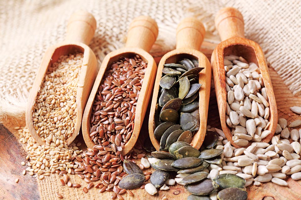 Disfrute de los beneficios nutritivos de las semillas de sésamo sin cáscara  orgánicas – Z Natural Foods