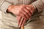 Día Mundial del Parkinson: cuáles son los síntomas y en qué consiste el tratamiento de esta enfermedad