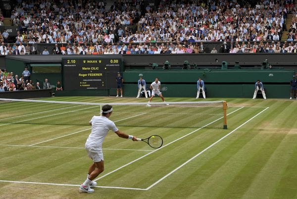 La historia del tenis se rinde ante Roger Federer: otra vez campeón en  Wimbledon - MisionesOnline