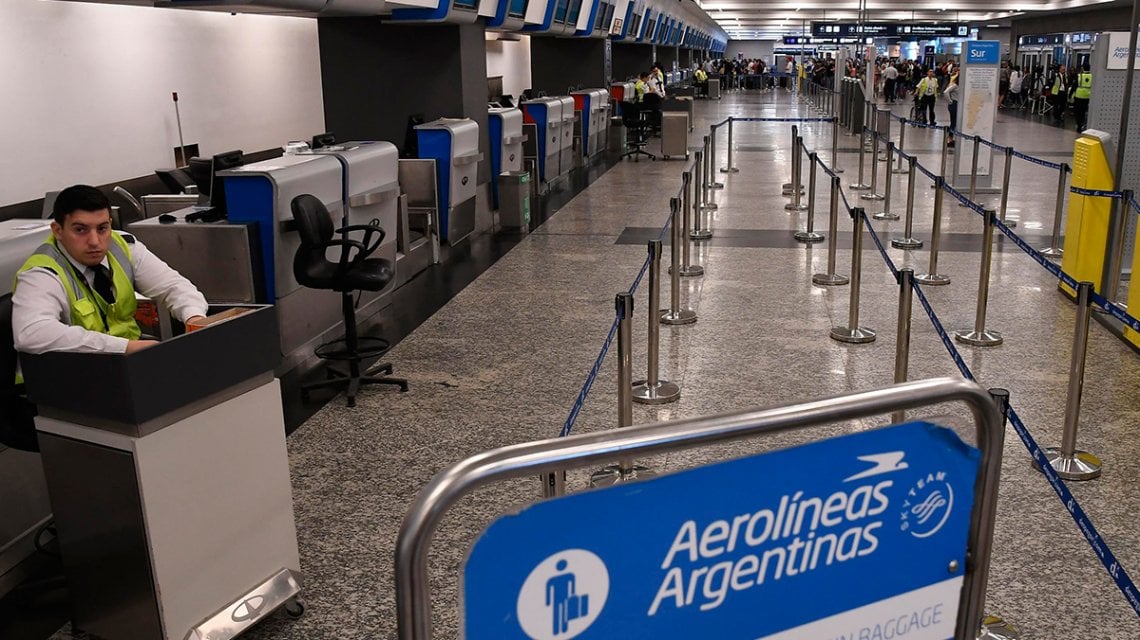 Desde hoy Aerolíneas Argentinas como low cost y cobra por el equipaje bodega - MisionesOnline