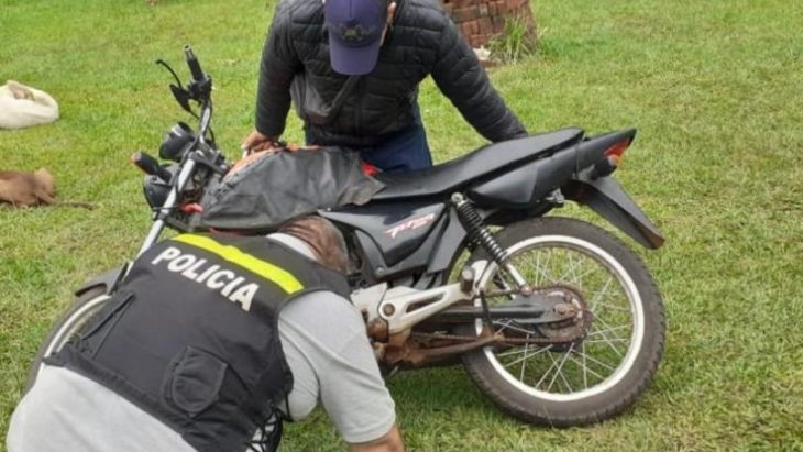 Detuvieron a dos policías de San Javier por vender una moto que estaba  secuestrada en el depósito de la comisaría - MisionesOnline