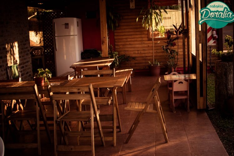 Turismo interno: sin desayuno buffet y bajo el sistema de turnos, así sería la prueba piloto de los hoteles en Misiones