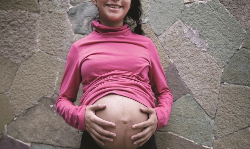 Embarazo adolescente: "las niñas no eligen ser madres" (Magno Ibáñez)
