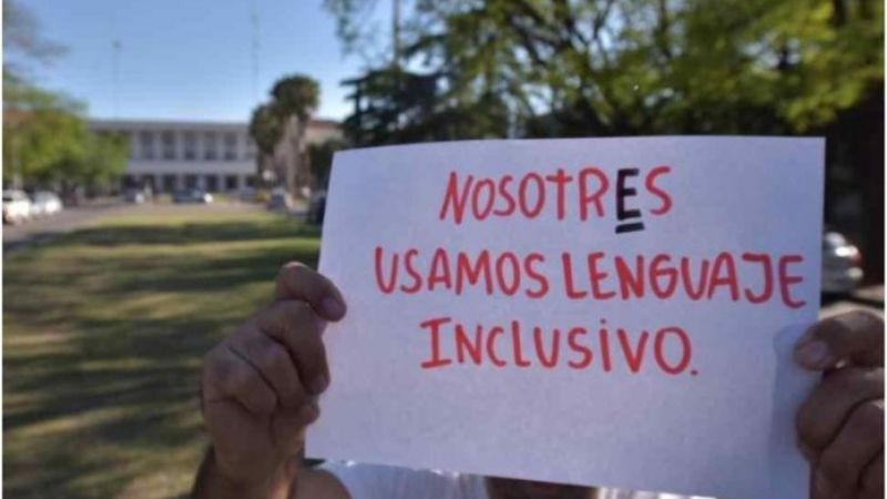 universidad aprobó el uso de lenguaje inclusivo