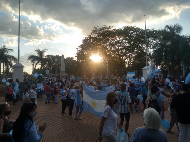 Marcha a favor de las dos vidas en Puerto Iguazú