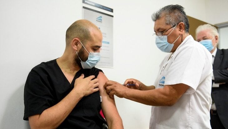El Ministerio de Salud de Misiones celebró el inicio de la vacunación contra el coronavirus pero insiste en la responsabilidad social para evitar más contagios