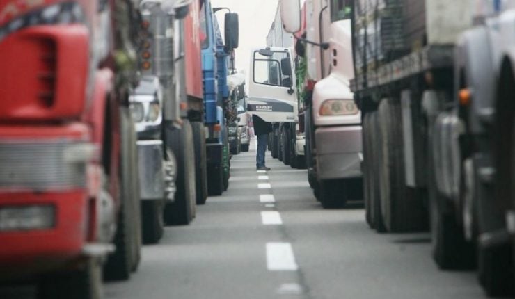 Camioneros, Misiones