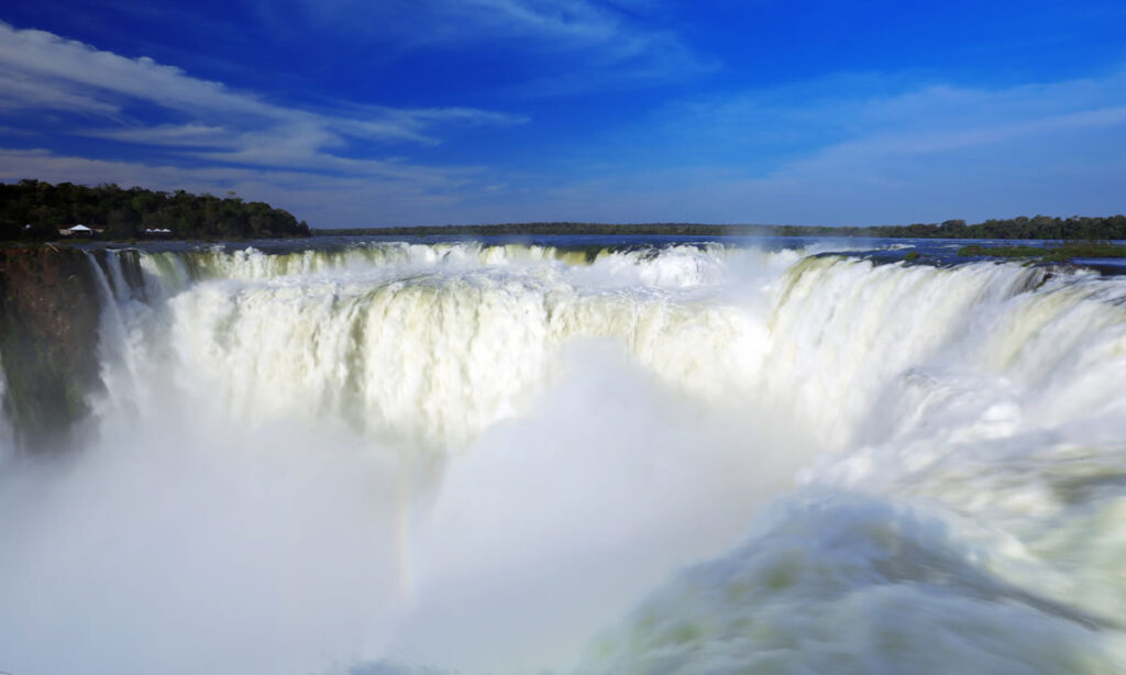 Puerto Iguazú, turismo de Semana Santa