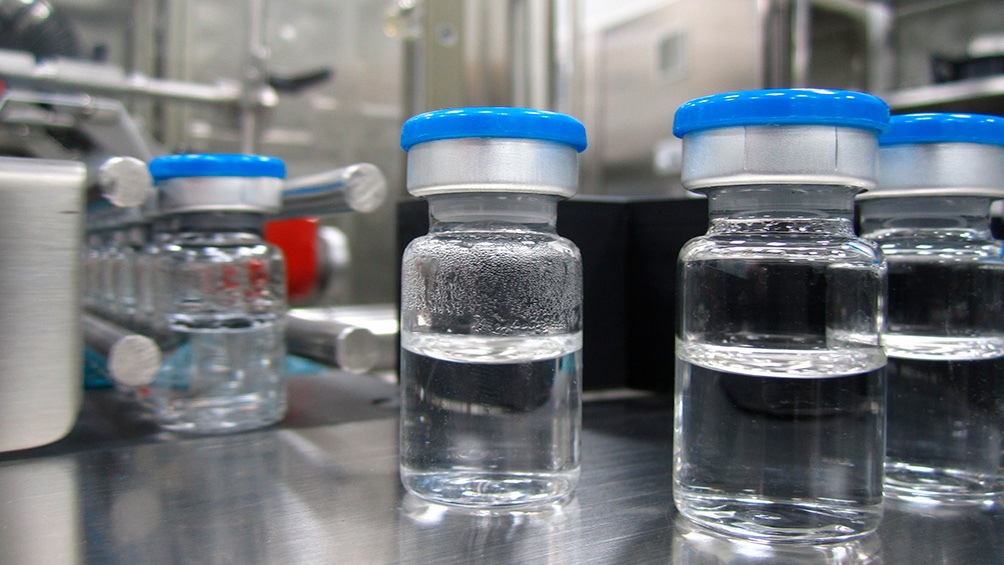 Rusia planea producir para junio 2,5 millones de dosis mensuales de una nueva vacuna
