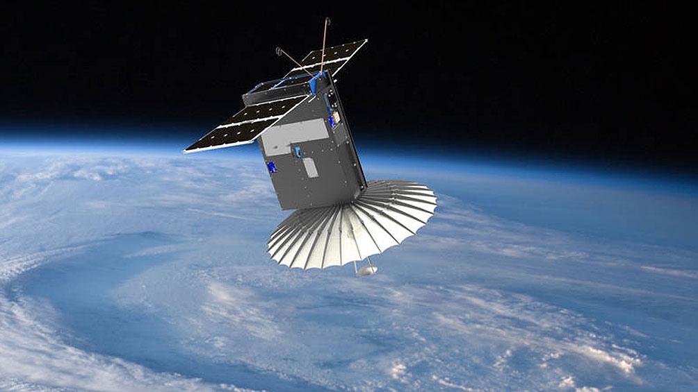 primer satelite universitario argentino