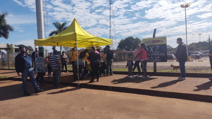 El Ministerio de Salud comenzó con operativos “sorpresa” de vacunación contra el coronavirus en distintas localidades de Misiones
