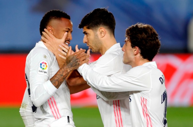 El Real Madrid recibe al Sevilla con la misión de ganar para encaminar el título
