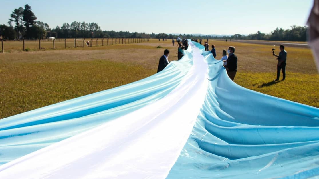 bandera argentina más larga de Misiones