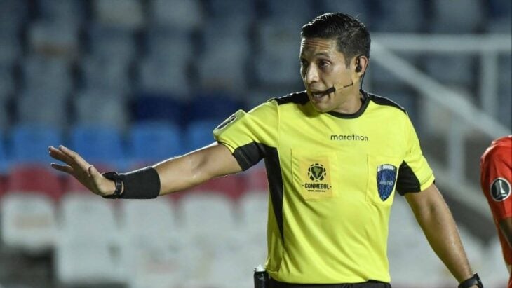 Jesús Valenzuela será el árbitro de la semifinal entre Argentina y Colombia