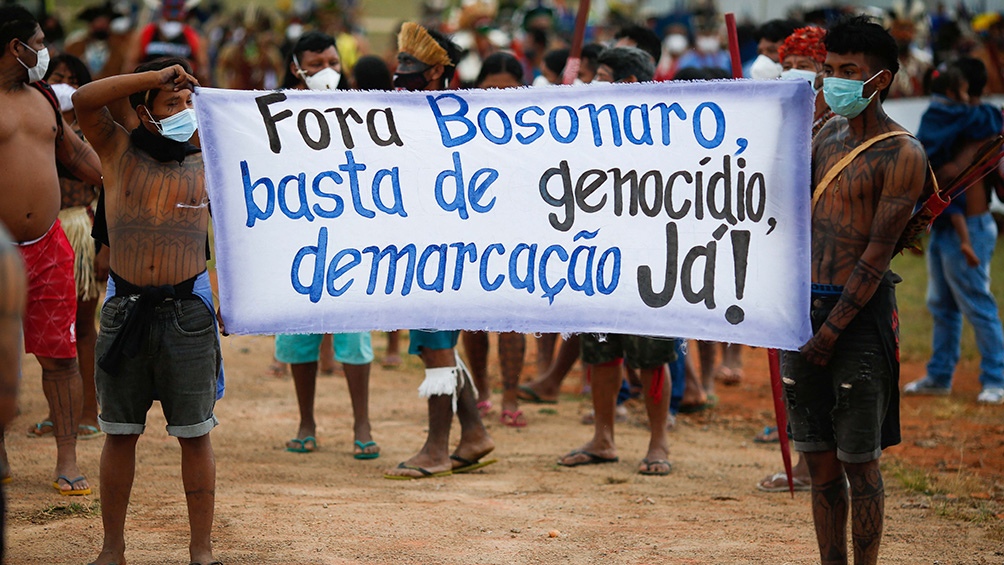 Denunciaron a Jair Bolsonaro ante La Haya