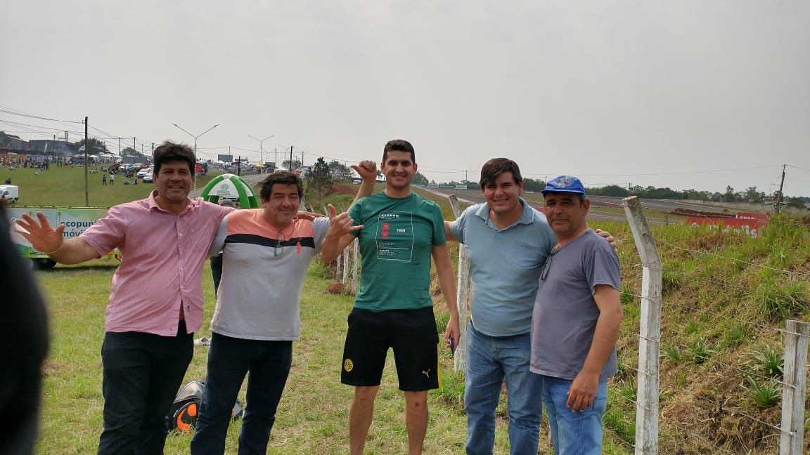 Con espectadores de Chaco, Corrientes, Santa Fe y Misiones, el Turismo Carretera vibró en Posadas