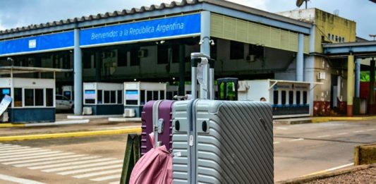 turistas podrán vacunarse en Argentina