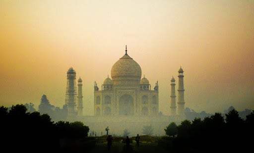 India se prepara para recibir turistas extranjeros
