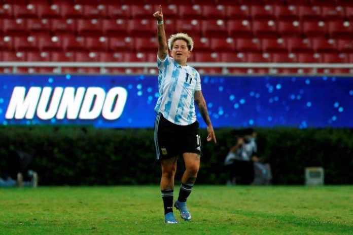 Argentina enfrenta a Perú