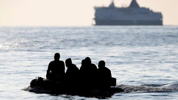 enviar migrantes ilegales a las Islas Malvinas 