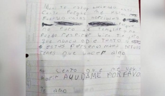 víctima de bullying pidió ayuda a su mamá a través de una carta