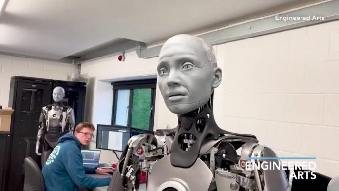 robot humanoide con expresiones faciales