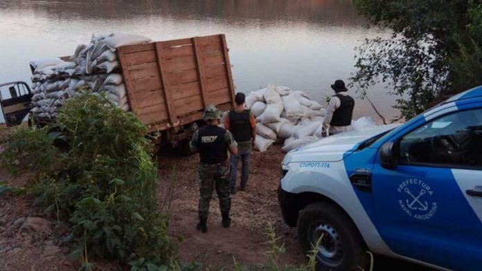 Exportación ilegal de soja| Secuestraron 21 toneladas de granos en El Soberbio