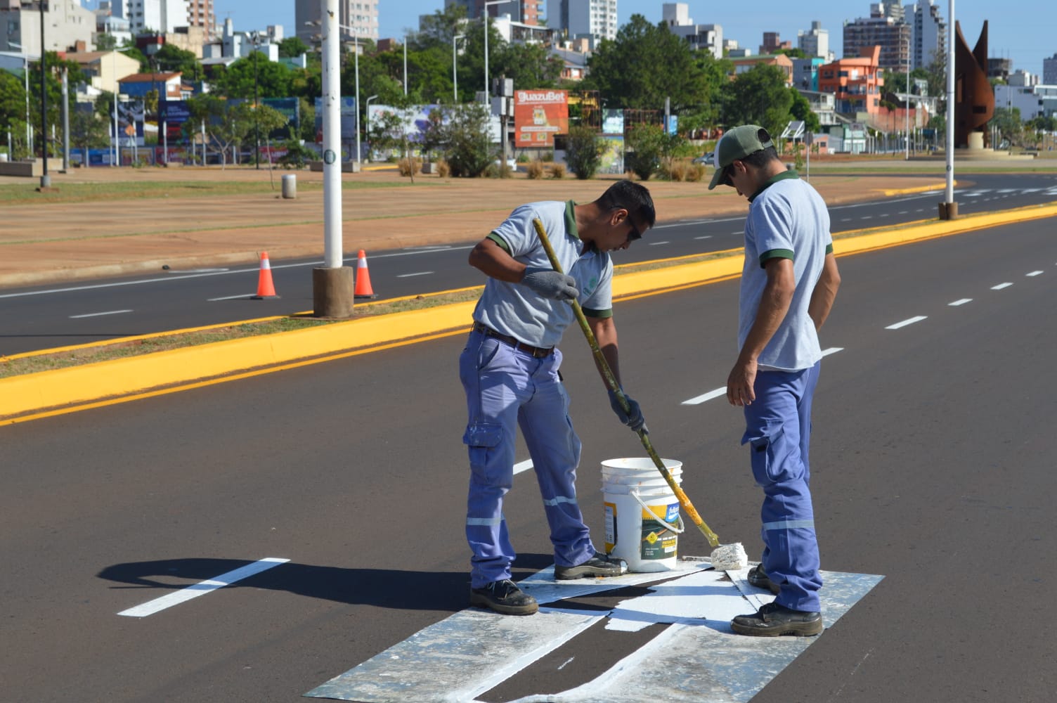 demarcación en avenida Costanera