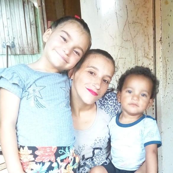 Desesperada búsqueda de una mujer y sus dos hijos que se ausentaron de su hogar desde el lunes 