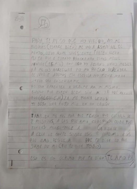 Un nene de 14 años se fue de su casa para fugarse con una mujer y su hijo: dejó una carta
