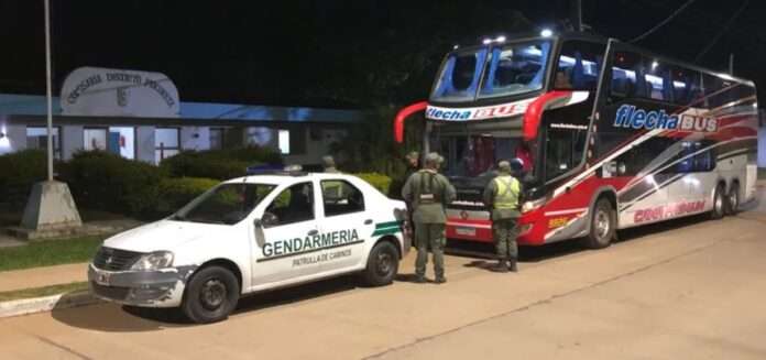 amenazaron a los pasajeros