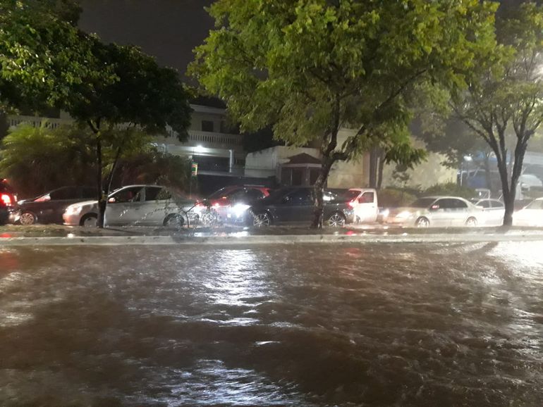 Inundaciones en Asunción 