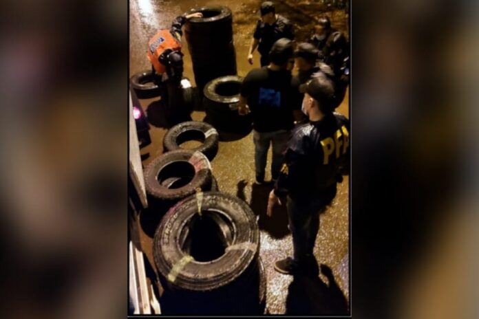 Incautan neumáticos de procedencia ilegal en Puerto Iguazú