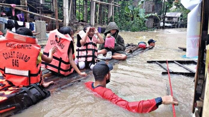 Filipinas | Al menos 133 muertos por aludes e inundaciones por violenta tormenta tropical