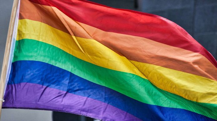 Estarán prohibidas las banderas LGBT en el Mundial
