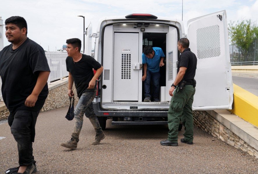 Migrantes hallados muertos en Texas 