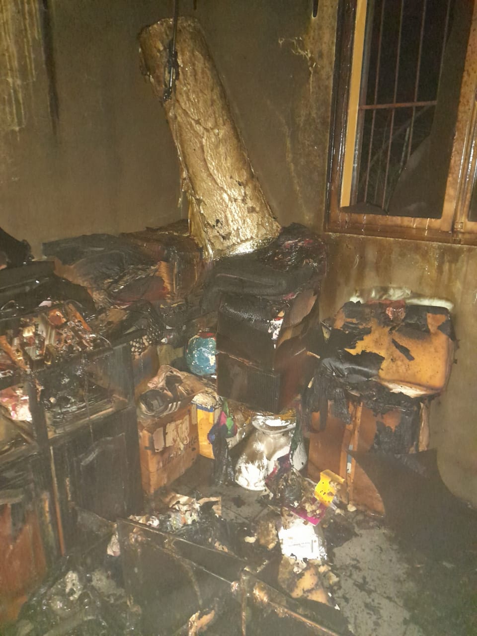 robo e incendio en el barrio 180 Viviendas