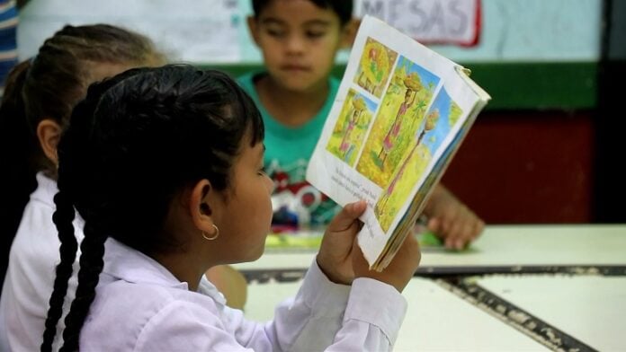 Educación