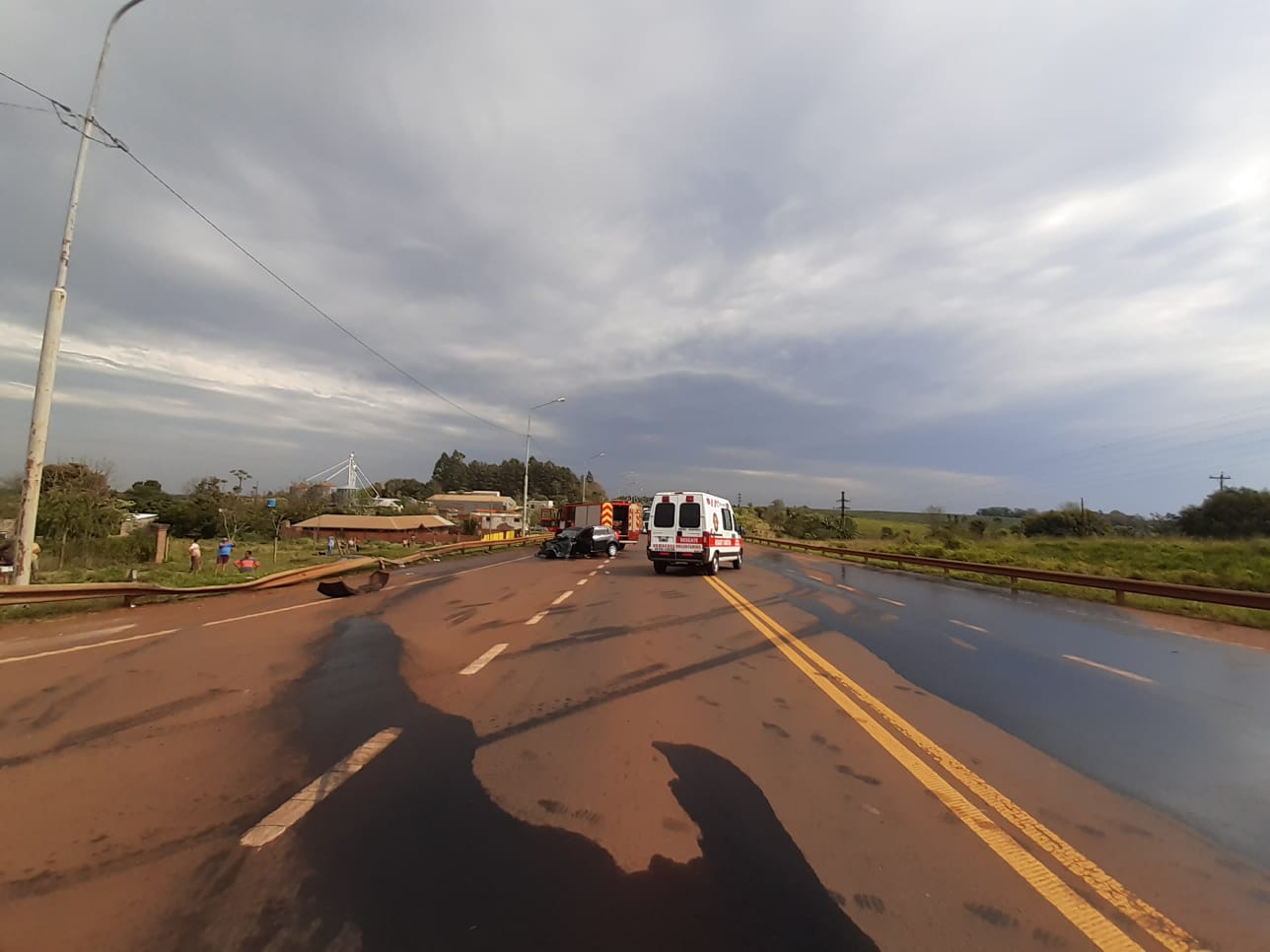 Triple choque en Guaraní