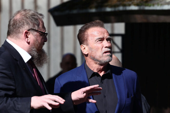 Arnold Schwarzenegger visitó el exterminio nazi