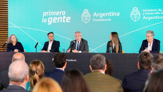 Alberto Fernández inicio de la capacitación de la Ley Yolanda