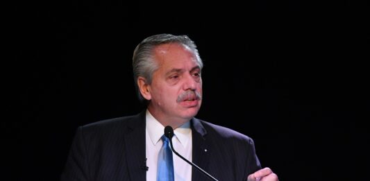 Alberto Fernández