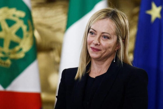 Giorgia Meloni juró como primera ministra de Italia